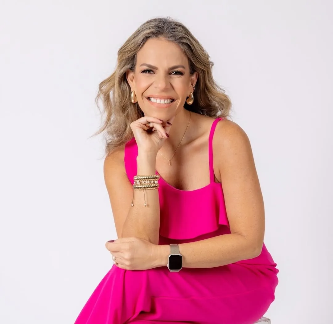 Adriana Martin — Especialista en Biohacking Natural